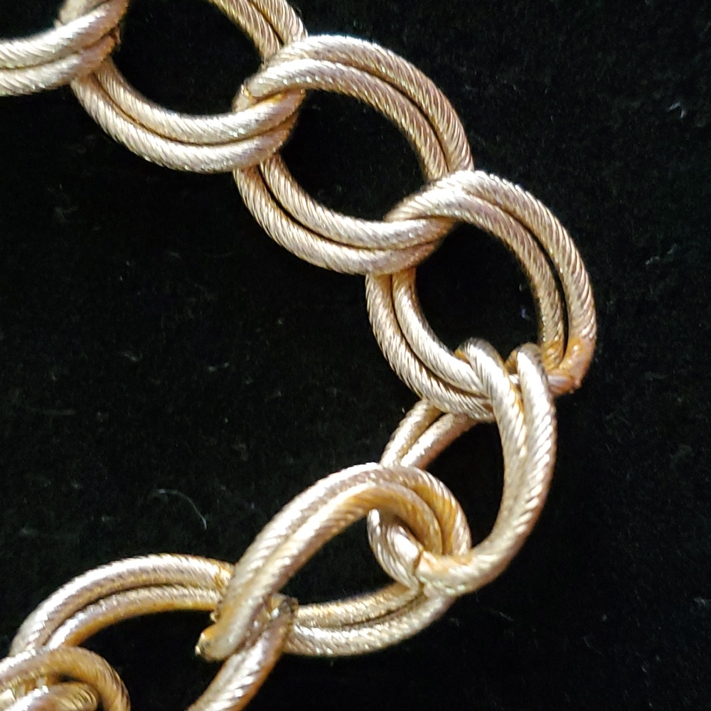 Jewelry - Picture 2 of 2